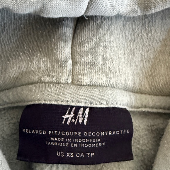 H&M Men's Hoodie XS Light Green Solid Color - Picture 2 of 4